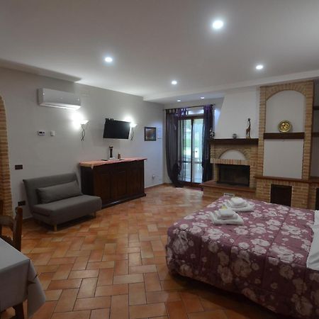 Bed and Breakfast La Coccinella Ези Экстерьер фото