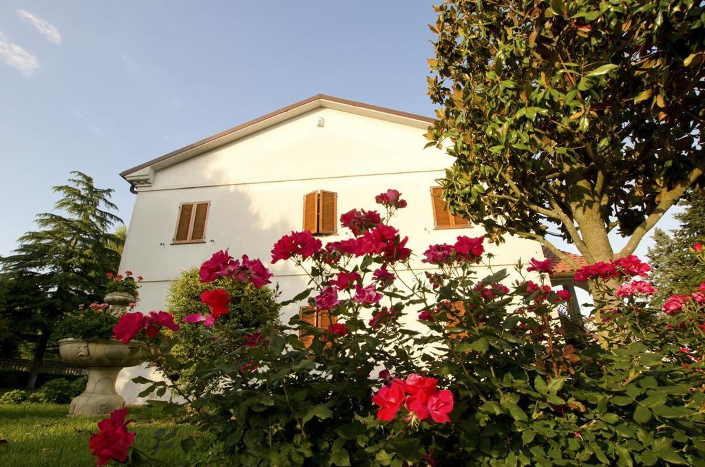 Bed and Breakfast La Coccinella Ези Экстерьер фото