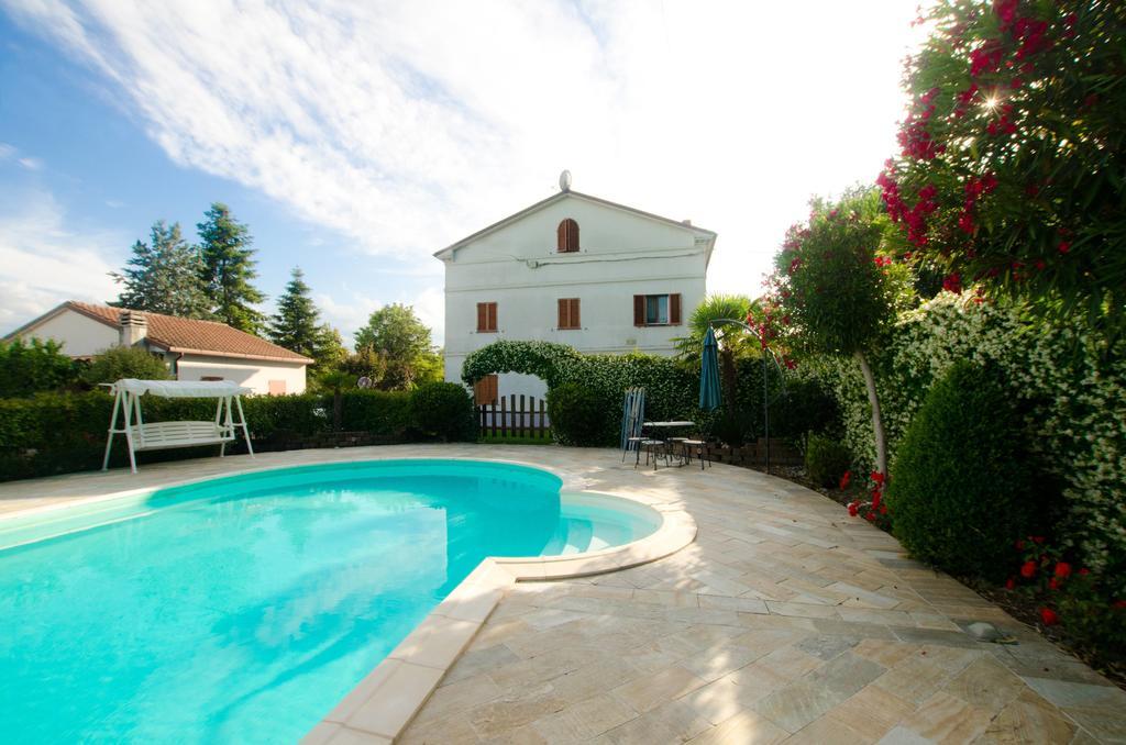 Bed and Breakfast La Coccinella Ези Экстерьер фото