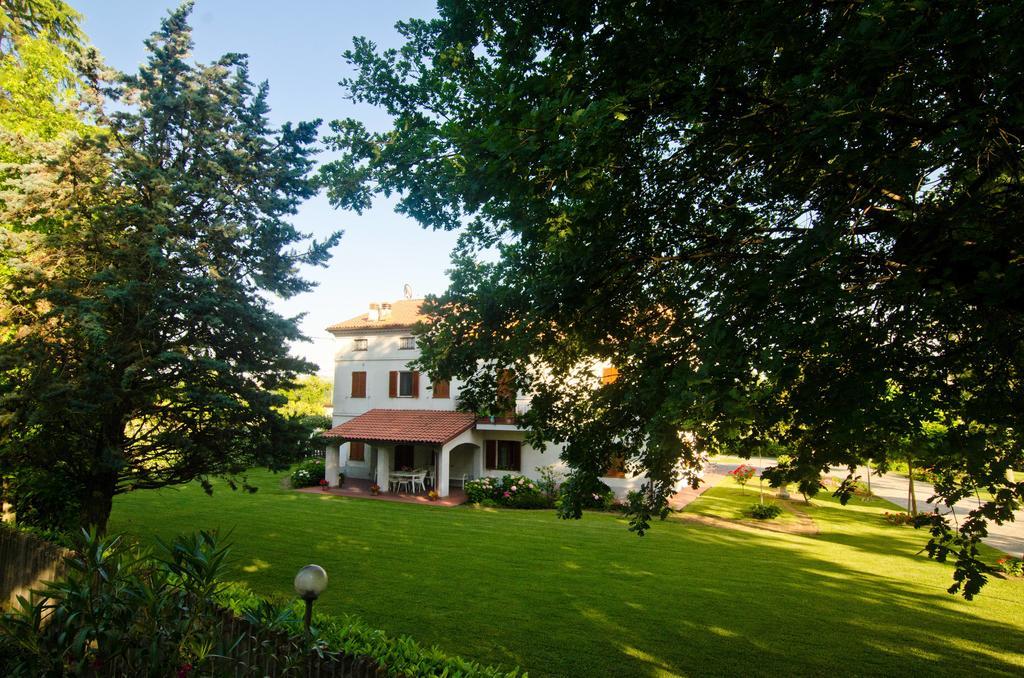 Bed and Breakfast La Coccinella Ези Экстерьер фото
