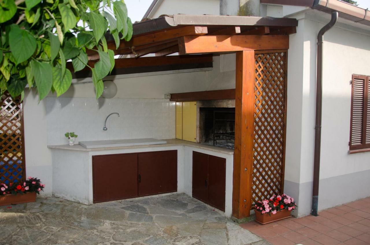 Bed and Breakfast La Coccinella Ези Экстерьер фото